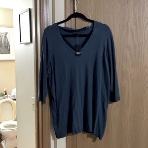 Torrid medium sleeve laced V neck top